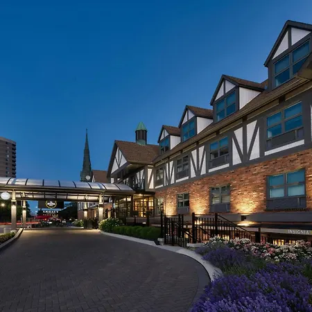 The Insignia Hotel, Sarnia, A Tribute Portfolio Hotel-2